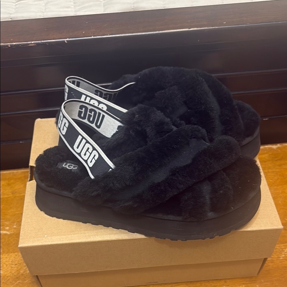 UGG Disco Cross Slides